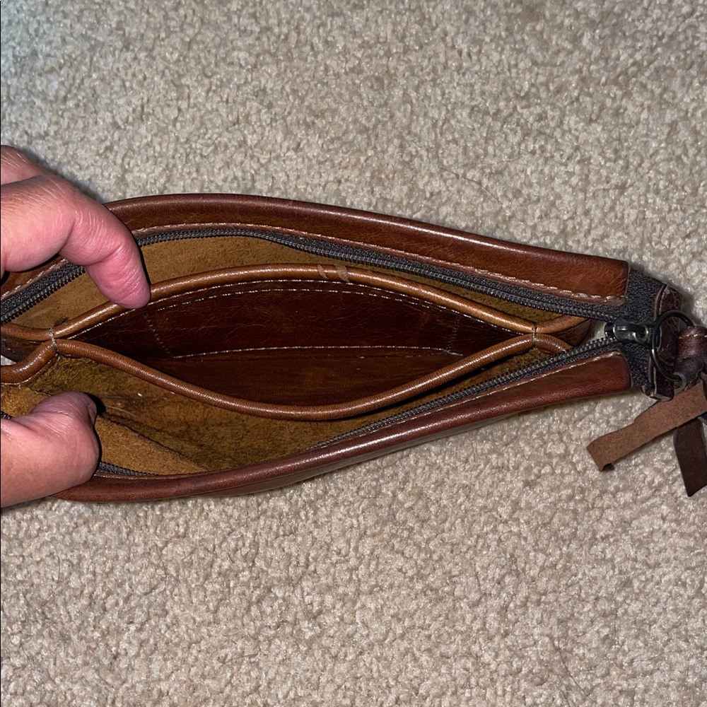 Rough & Tumble Saddle Brown Leather Clutch Wristlet EDC Wallet - Picture 6 of 6
